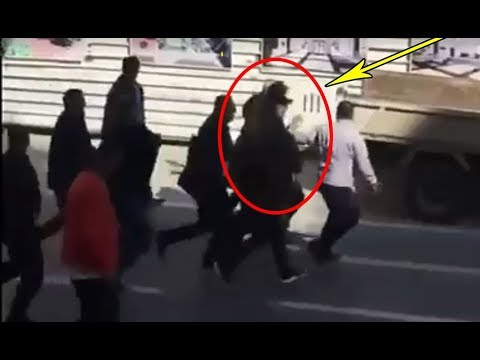 شاهد قوات الأمن توقف رشيد نكاز في الجزائر