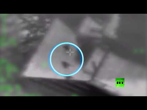 لحظة سيطرة البحرية الإسرائيلية على سفينة شحن مُقبلة من تركيا