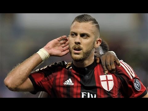 بالفيديو جيريمى مينيز معاقب بإيقافه أربع مباريات