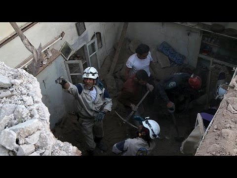 بالفيديو مقتل عشرات المدنيين في غارة للتحالف الدولي في سورية
