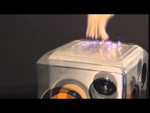 سماعات مبتكرة تُصدر نيران تتراقص على أنغام الموسيقى