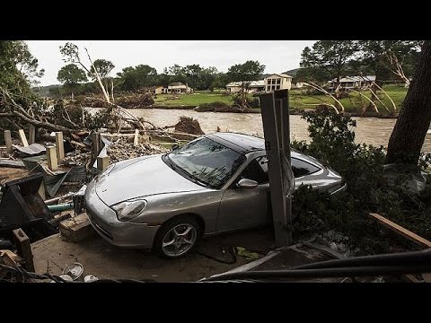 شاهد تكساس تحت وطأة عواصف رعدية قاتلة