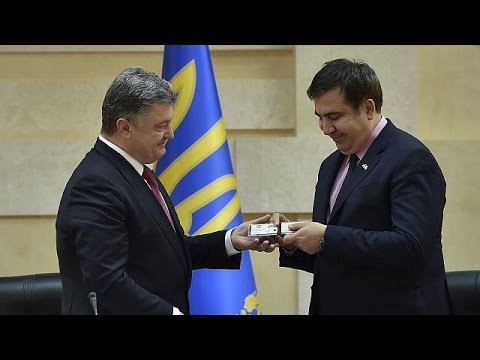 شاهد رئيس جورجيا السابق حاكم لاوديسا الأوكرانية