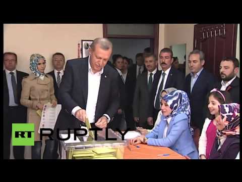 شاهد أردوغان يشارك في الانتخابات البرلمانية