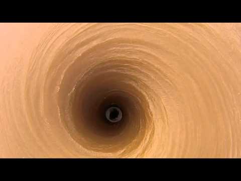 شاهد ظهور دوامة نهاية العالم في أميركا