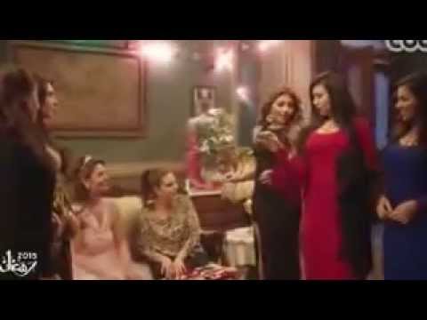 وصلة رقص جريئة لـسارة سلامة