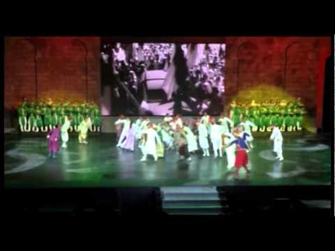 ملحمة قسنطينة الكبرى تحط رحلاتها بمسرح الكازيف