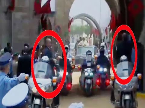 شاهد احتراف المصورين على الدراجات النارية