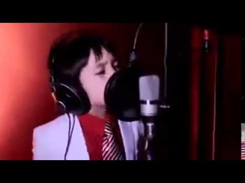 صيني يغني أنت باغيا واحد