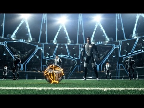 غالاكسي تُروِّج لأحدث منتجاتها بفيديو لأبرز لاعبي كرة القدم