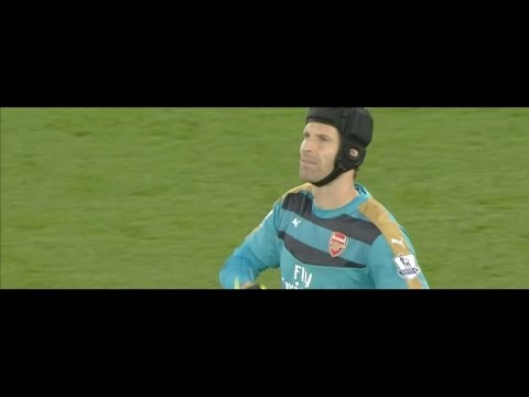 شاهد إشادة كبيرة من حراس البريميرليج للاعب لبيتر تشيك