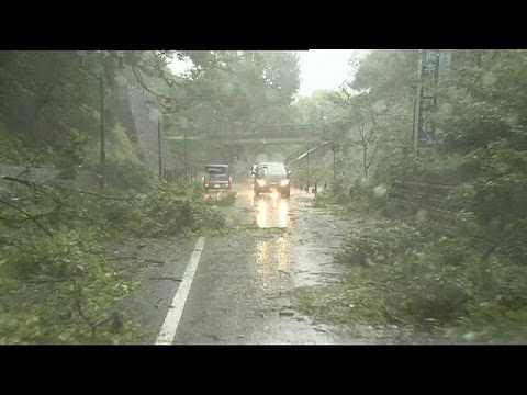 شاهد إعصار غوني يتجه إلى روسيا