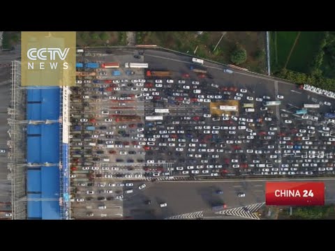 طابور بوابات الطرق يمتد إلى 3 كيلومتر