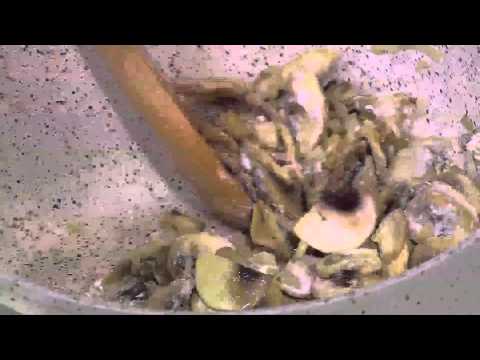 شاهد طريقة عمل دجاج مع صلصة المشروم