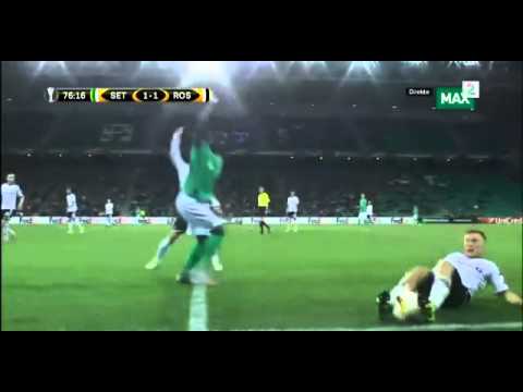تمريرة ساحرة من لاعب نرويجي ملقى على أرض الملعب