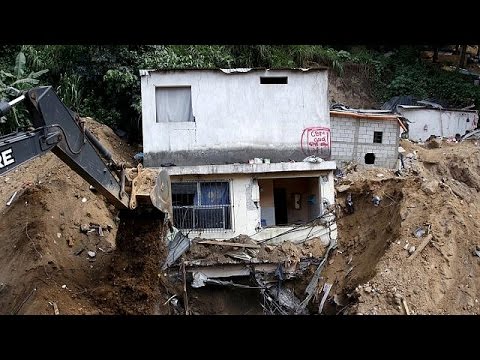 شاهد ارتفاع حصيلة عدد ضحايا انزلاق التربة في غواتيمالا