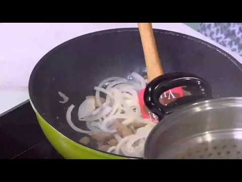 شاهد مكرونة بشرائح اللحم والفلفل الألوان