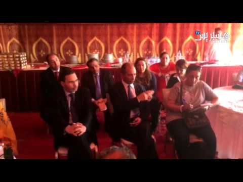 حصاد والخلفي مع صحافيّين في العيون