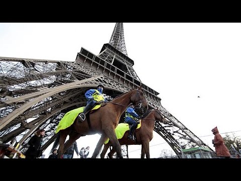 فيديو باريس تستقبل أضخم مؤتمر للمناخ وسط تدابير مشددة