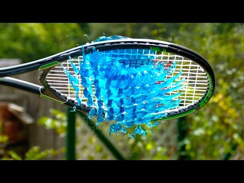 شاهد بريطانيون يستبدلون كرة التنس بـ الجيلي