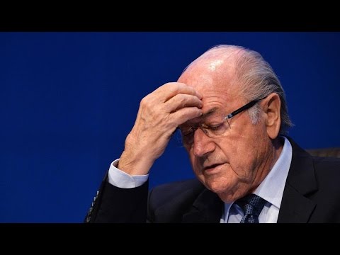 شاهد بلاتر يشعر بخيانة لجنة الأخلاق