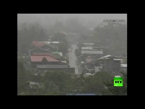 شاهد عاصفة ميلور المرعبة تسبب في إخلاء آلاف المساكن