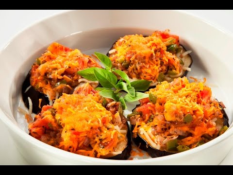 شاهد طريقة عمل بيتزا الباذنجان