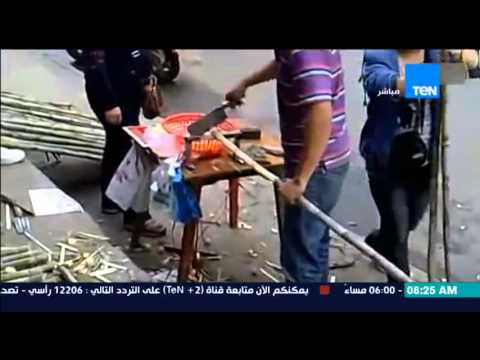 شاهد شاب يقطع القصب بطريقة غريبة ومدهشة