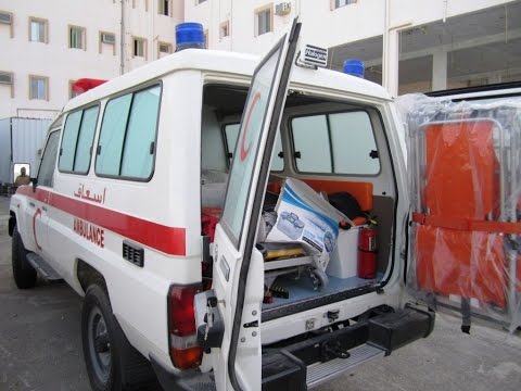 رجل يفقد الوعي بسبب طقطقة الرقبة