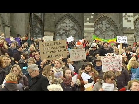 فيديومئات النساء يتظاهرن ضد اعتداءات التحرش الجنسي