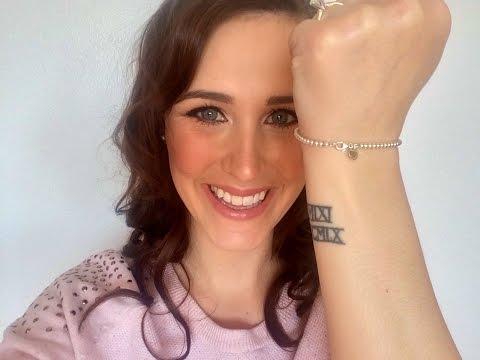 كيف تلبسين أسورة  بدون مساعدة