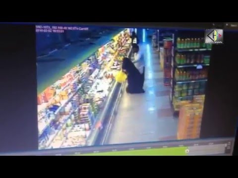 شاهد فضيحة تحرش في سوق في الرياض