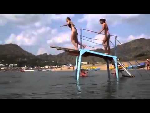 بالفيديو سقوط مؤلم لإحدى الفتيات المشاركات