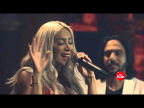 مايا دياب ترقص بالعصا لبهاء سلطان على « واحدة ونص »