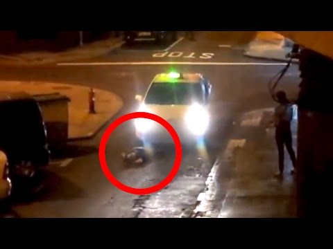 تاكسي ينهي استراحة رجل على الطريق بطريقة دموية