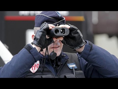 فرنسا تنشر 15 ألفا من أفراد الشرطة والجيش