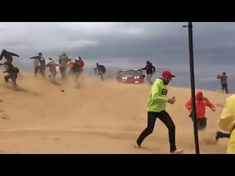 شاحنة تدهس أحد المصورين خلال سباق رالي في روسيا