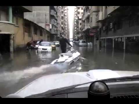 أهالي الإسكندريّة يبتركون طرقًا للتعايش مع الشتاء