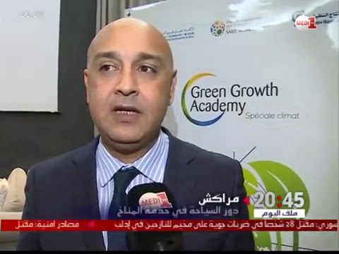 دور السياحة في خدمة المناخ